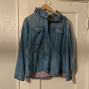 Lightweight jean jacket